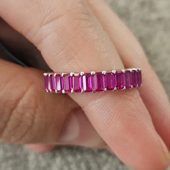 Ruby ring - Picture 1 of 3